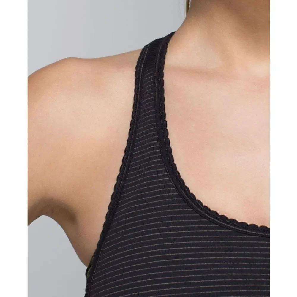 Lululemon 105 F Singlet (Seriously Light Luon) size 4 Black